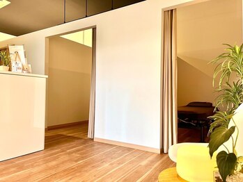 癒しくうかん ココロ ヨークタウン野田店(cocolo)/奥の部屋はベッドが見えませんね