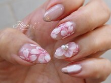 手描きフラワーと3Dフラワーで華やかな指先に♪