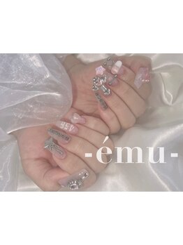 カラー・パーツの種類が豊富