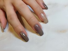 スリープラス(THReee+)/