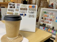 ロカ(Loca)の雰囲気（ネイルと一緒に、ちょっと贅沢カフェタイムを。）