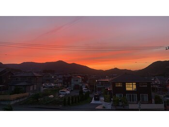 ここつ漢方薬店 二俣川院/肩がこったら深呼吸しましょう！