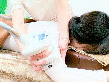 スカイ(Sky)の写真/【丁寧×高技術】夏本番!まだ間に合う◎強力揉みあげ凝り解消!凸凹セル脂肪を分解＆代謝UPで美ボディへ!