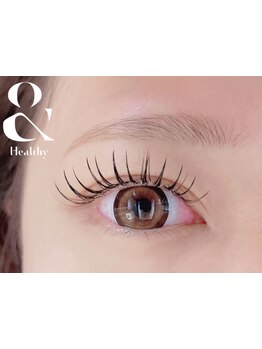 ナチュラル上品な目元にしたい