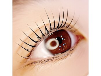 アジール(Agir)の写真/目の形やお悩みに合った似合わせまつげパーマ！！ブラックティントでマスカラを塗った様な目元で朝の時短◎