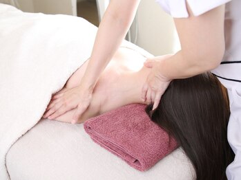 ラシック(Lachic)/もちろんデコルテも