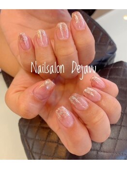 デジャヴ(Dejavu)/ラメグラデーションネイル