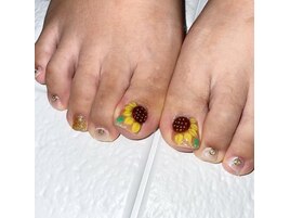 フットネイルやり放題　お花柄♪