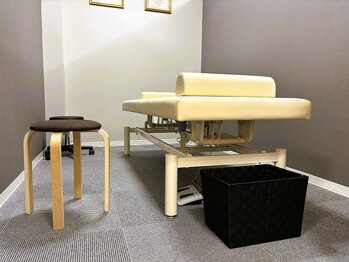 キンマク 守谷院(KINMAQ)/施術室