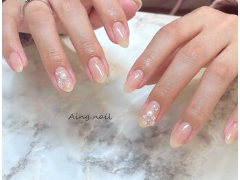アインネイル(Aing nail)の写真/流行りのデザインから、落ち着いたデザインをされたい大人な女性にも人気のサロンです♪