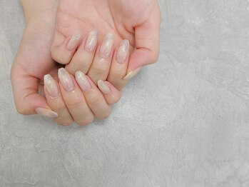 ポルティネイル(Porti Nail)の写真/【吉祥寺駅】派手なネイルが出来ない方必見★シンプル・上品・洗練された指先なのにかぶらないデザイン♪