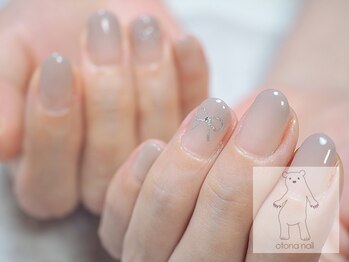 オトナネイル(otona nail)/グレージュグラデ　リボンネイル