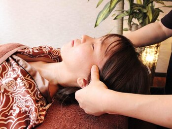 リンパマッサージ＆ハイパーナイフ　春樹八王子店（旧　九龍八王子店）/