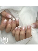レディスペネイル ノウラ 名駅店(Redispe nail NouRa)/白グラデーション