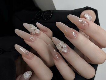 サロン ド ミニュイ(Salon de Minuit)/秋冬ネイル エレガントデザイン