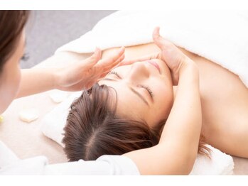 ELAN Reve【毛穴洗浄/小顔/コルギ/痩身】【10/1 NEW OPEN（予定）】の写真/美しさは毎日の積み重ね。無理なく通える定額メニューで、常に「自分史上最高」をキープする賢い選択を。