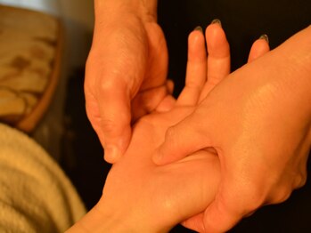 ハッピーハンド(HAPPY HAND)/アロマリンパマッサージ