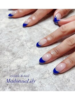 マドンナリリー(Madonna Lily)/ラメライン有りのフレンチネイル