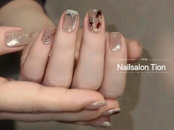 オンブレフレンチ・冬ネイル