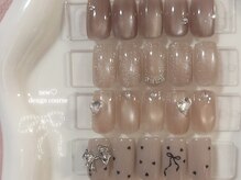 エマネイル プラスキハクヤ 肥後橋店(EmaNail+KIHAKUYA)の雰囲気（毎月変わる定額デザインが豊富◎次回予約でずっとオフ無料！）