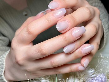 サロンドフォーエイチ(salon de 4H)/グレージュグラデーションネイル