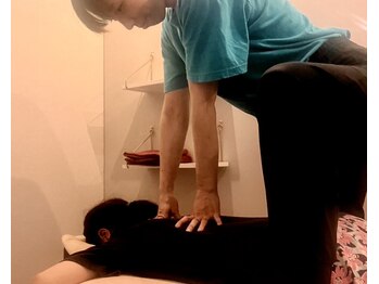 ジュゲム(JUGEM)/タイ式ボディケア/肩こり