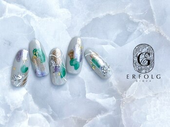 エアフォルク 銀座(ERFOLG)/お正月おすすめネイル!