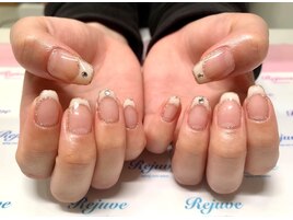 囲みフレンチネイル☆