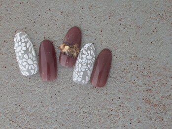 テラスアヴェダ 心斎橋店(Terrace AVEDA)/陶器風★フラワーネイル