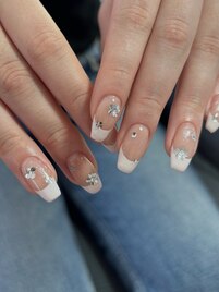 フレンチネイル