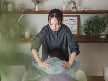 ヒバリ リフレクソロジー(hibari reflexology)の写真/長時間の仕事や家事でがちがちになった首・肩こりをしっかりもみほぐし!重だるい身体がスッキリ軽くなる♪