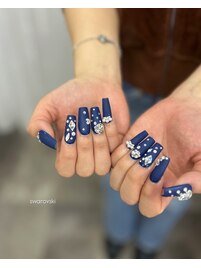swarovski〈デザインスカルプ〉