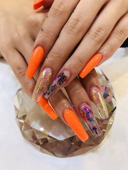 エスフィーネイルサロン ブリーユ(Esfy nailsalon Brille)/シンプルis theネオン