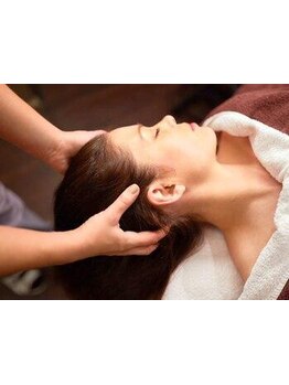 ヘッドスパで癒されたい