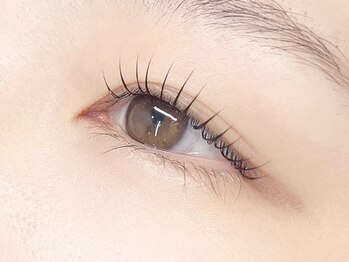 プリマ(PRIMA)の写真/【パリジェンヌ☆フラットラッシュ】汗にも強いマスカラパーマ・流行りの韓ドル風まつげパーマ取扱店◎
