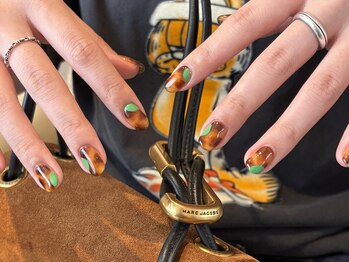 リーコ(Ricco)/べっこうネイル