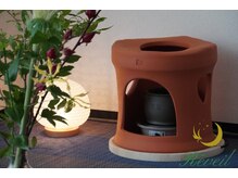 レヴェイユ(Reveil)の雰囲気（黄土漢方よもぎ蒸しは水素水1本プレゼント&タオル付なので楽々♪）
