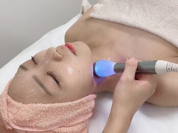 パールプラス 日向店の写真/切らない小顔リフトアップが新登場◎従来の小顔リフトアップと違い痛みが少なく、輪郭に速攻アプローチ◎