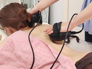 ユニクリア(Uni clear)の写真/【美骨格・脂肪撃退】くびれ出し・身体厚み・背中ぜい肉・二の腕・太もも・脂肪ケア＆本格痩身体験