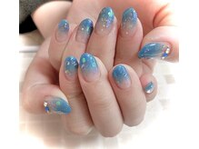 ココ ネイル(Coco Nail)の雰囲気（これだけストーン・ホロをつけてもアート代無料♪）