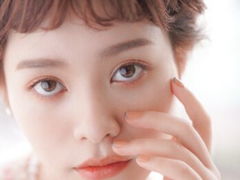 ソルテ(Sorte)の写真/【美眉スタイリング＋ラッシュリフト】お顔の輪郭やパーツバランスを元に目元をトータルデザイン！