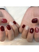 リッシュ ドゥ(RICHE deux)/ボルドーホリデーネイル