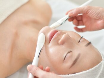 エステティックサロン ナチュラーレ/艶肌・リフトUPお任せ下さい！