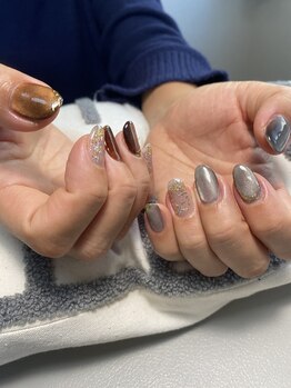 アールドットジーネイル(R.G NAIL)/
