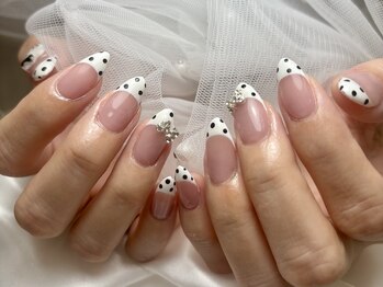 ドットフレンチネイル