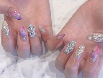 アリュール アンド エテルノ 小山店(Allure & ETERNO)/ラグジュアリーなおフェロネイル