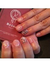 ネイルアンドアイラッシュ レーヌ(Reine)/