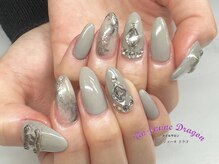 アン ジョーヌドラゴ/【ロングネイル】グレーネイル