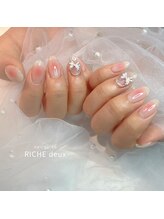 リッシュ ドゥ(RICHE deux)/ガーリーチークネイル