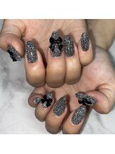 レア(Lea)/フラッシュネイルにリボン